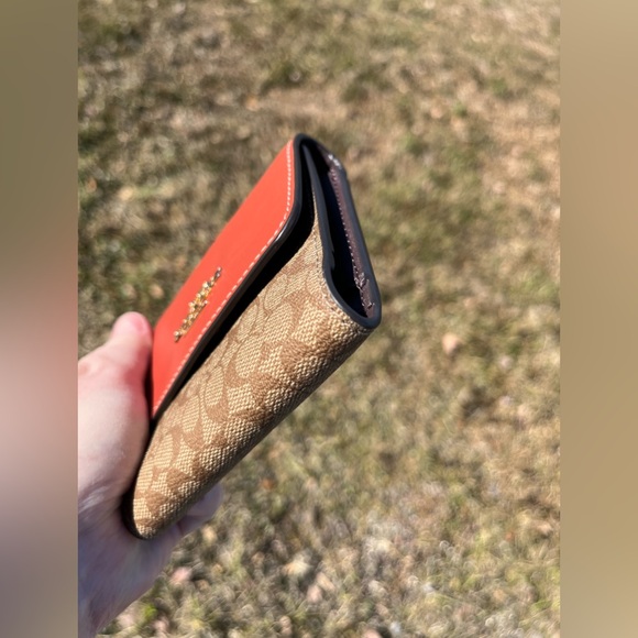 Like New Coach Colorblock Trifold Wallet - Picture 3 of 13